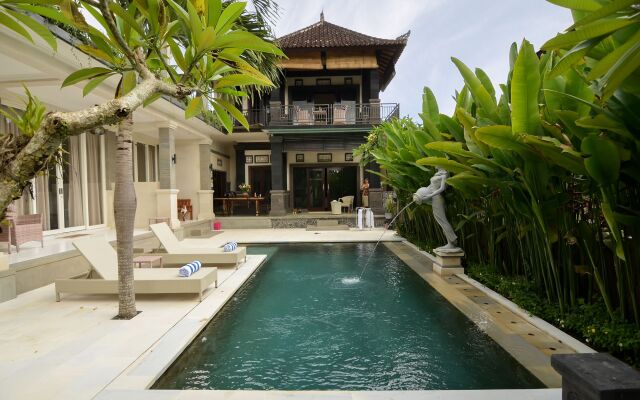 Sekembang Ubud Villa