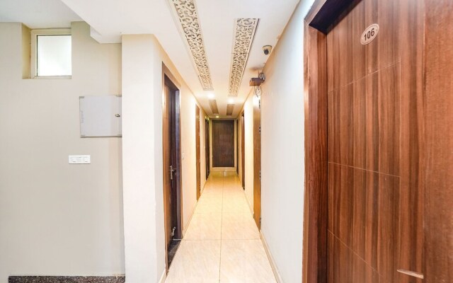 Fabhotel Cloud 9 Shopprix Mall