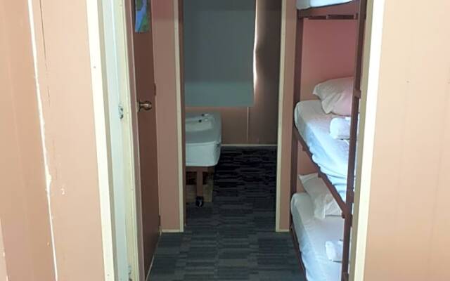 Newell Hwy Motel & Caravan Park
