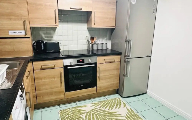 3bedroom- Near to Station-private Garden-wifi