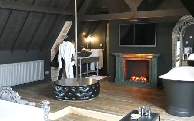 Domaine 10 Hotel