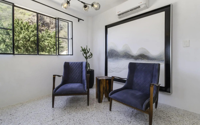Cuale Condo Retreats