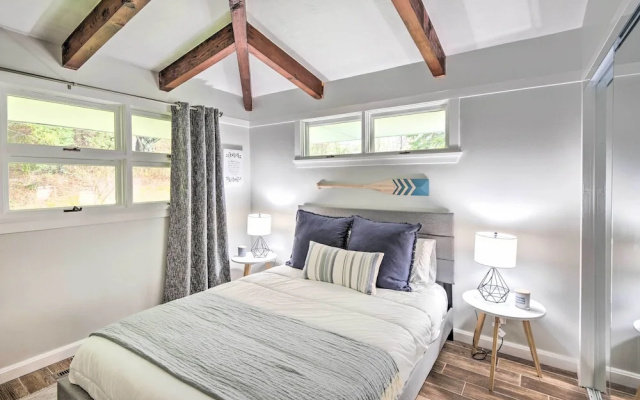 Laconia Hideaway < 2 Miles to Lake Winnipesaukee!