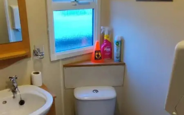 2-bed Caravan at Billing Aquadrome Northampton