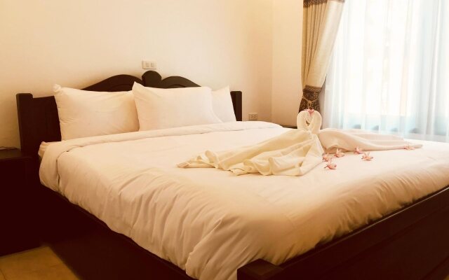 Khung City Hotel