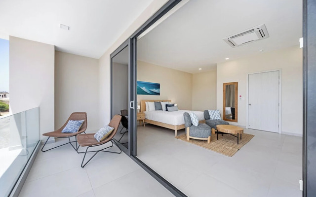 Catalina Residence Apt 3 - L.g. Smith Boulevard 546-j