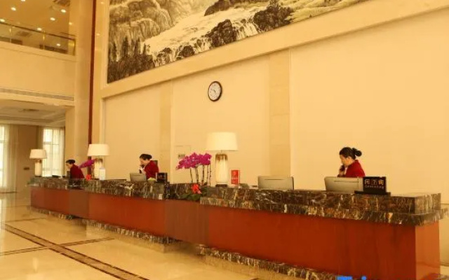 Zhongyuan Oilfield Hotel