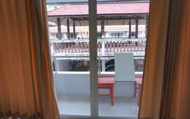 Swiss Hostel Beachhouse