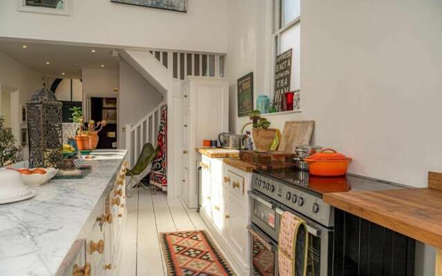 Beautiful 3-bed House in Ash Near to Deal Kent