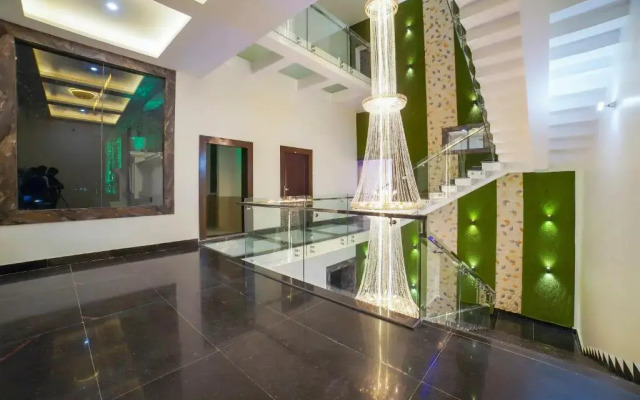 Capital O 63319 Hotel Corinthian