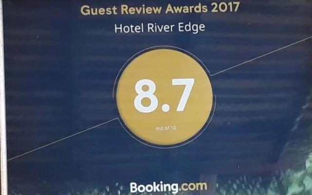 Hotel River Edge