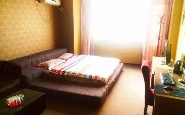 Tangtang Theme Apartment Holiday Hotel