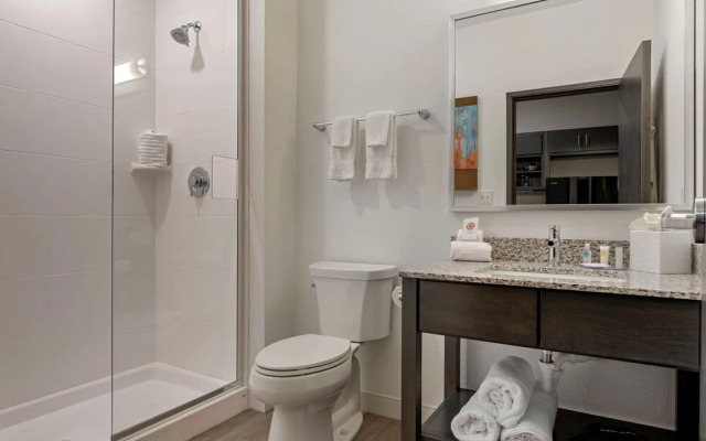 MainStay Suites Cincinnati University - Uptown