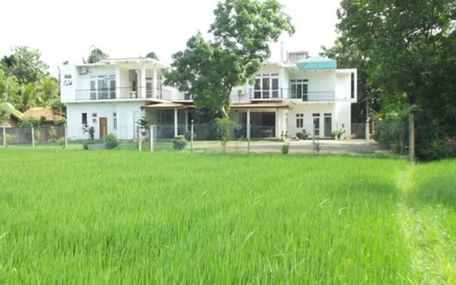 Vista Rooms Aluthgoda Road