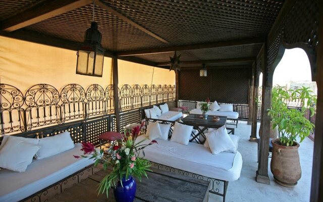 Riad Fabiola et Spa By La Siredrah