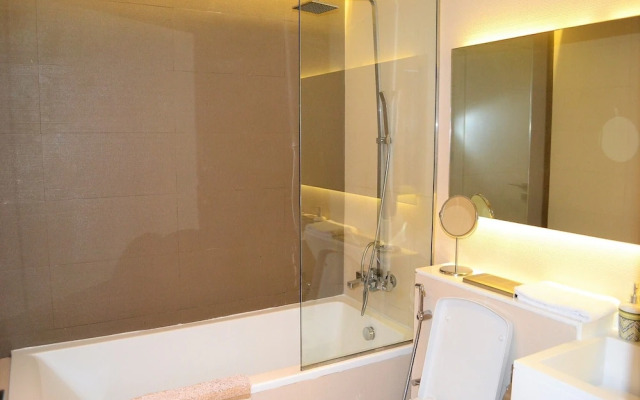 Ascapes  West Avenue Tower