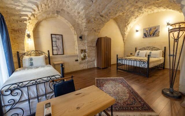 Astarte Hotel