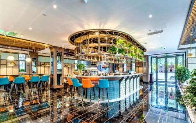Happy Dragon City Culture Hotel(Tianjin Gulou & Dayuecheng)