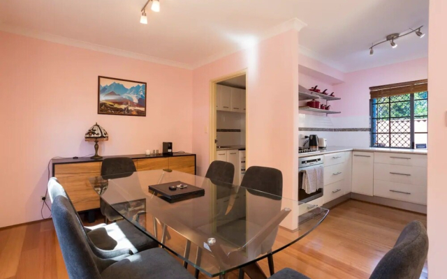 Homely 2 Bedroom Apartment in Maylands