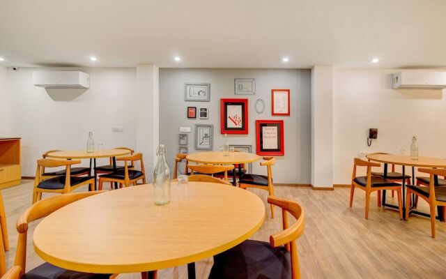 OYO Townhouse 219, Sector 49, Gurgaon