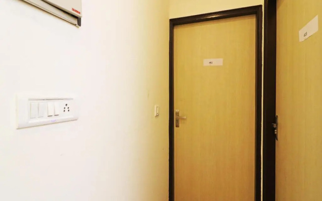 Admiral Suites by OYO Rooms