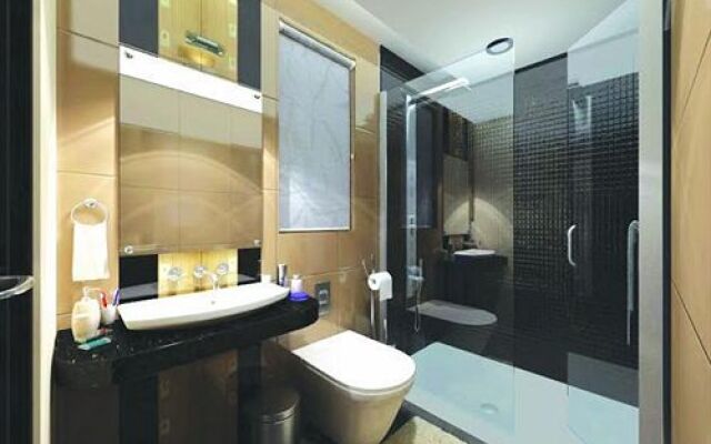 Laurent & Benon Suites - Santacruz East