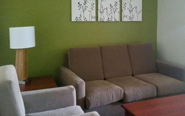 Sleep Inn & Suites Pleasant Hill - Des Moines