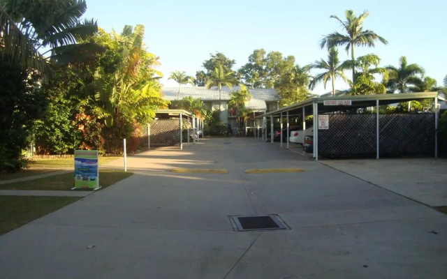 Coral Reef Apartments