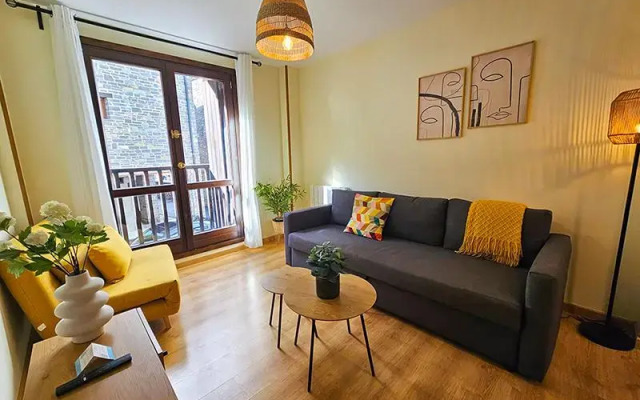 Apartamentos Escarrilla Suites 3000