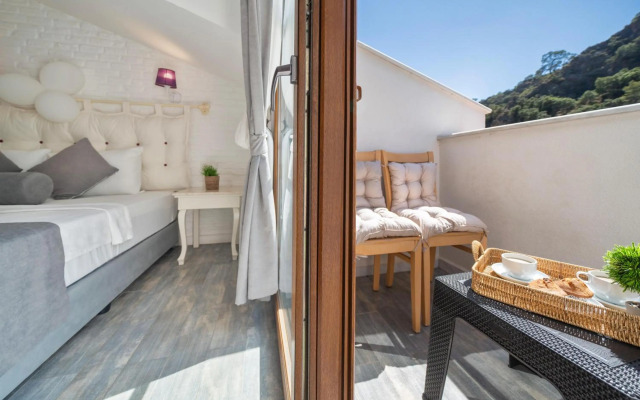 Ata Lagoon Beach Hotel