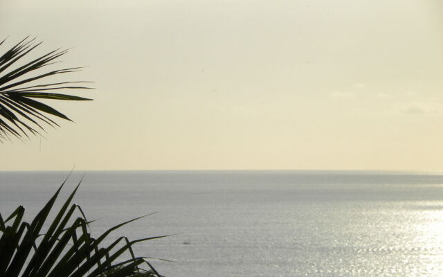 Hotel Ocean Breeze
