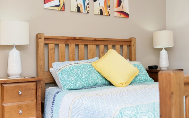 Grevillia, Bay Parklands, Unit 49/2 Gowrie Avenue