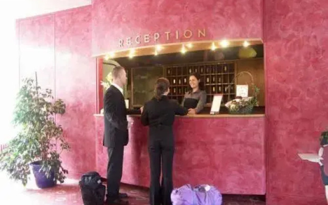 Parkhotel Grüner Jäger