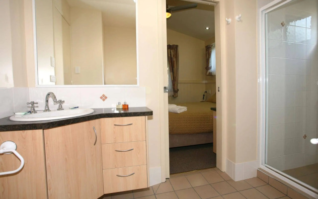Brisbane Holiday Village