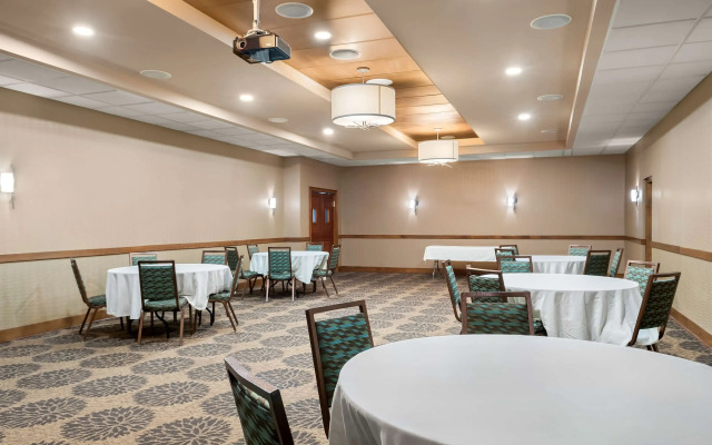 Best Western Newport Inn
