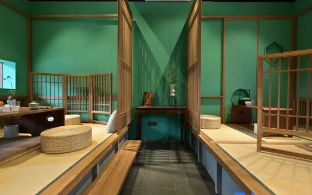 Songting Chinese Style Homestay (Cicheng Ancient County Town)