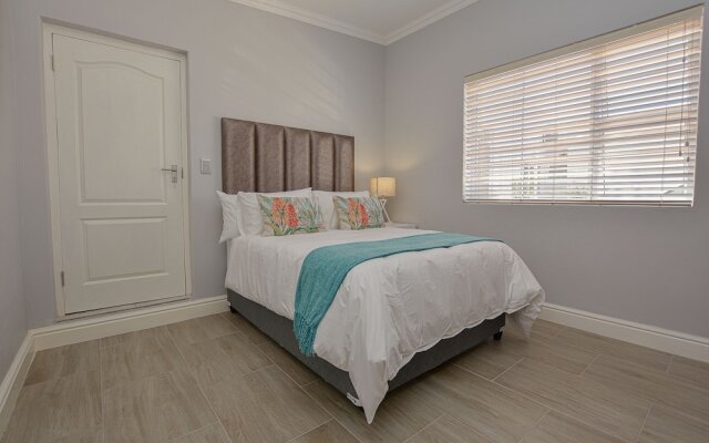 The Blue Sapphire Guesthouse