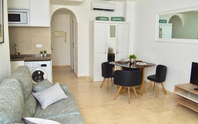 Apartamento Adriana. Céntrico, a 50m de la playa.