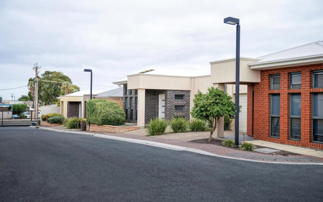 Villas on the Bay Kingscote