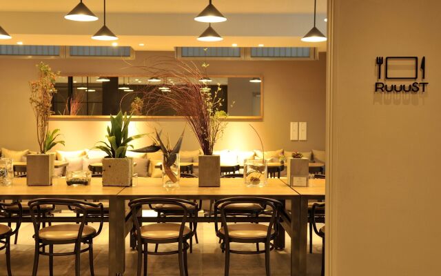Hotel androoms Osaka Hommachi
