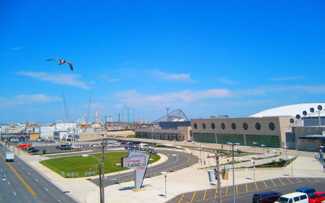 Days Inn & Suites Wildwood
