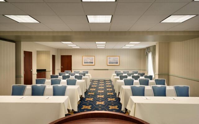 Hampton Inn & Suites Newport/Middletown