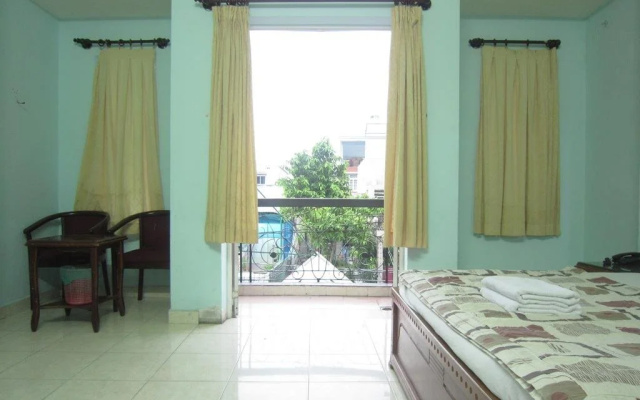 Gia Bao Ngoc Hotel