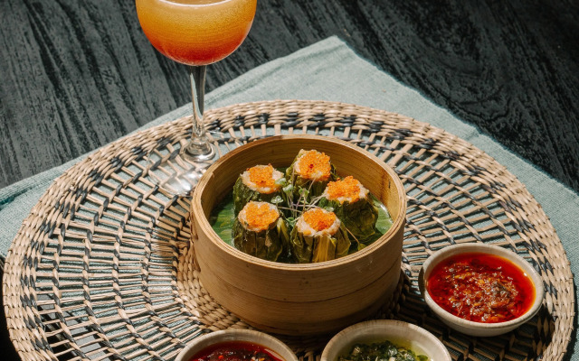 Radisson Blu Plaza Hotel Hyderabad Banjara Hills