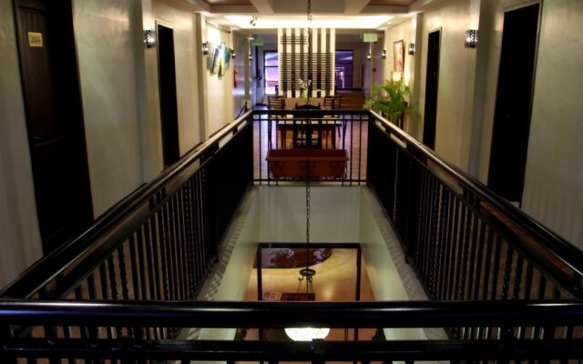 North Garden Suites