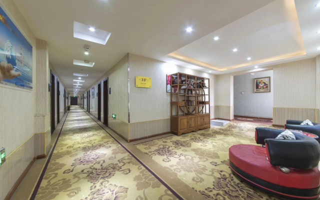 Luoyang Lesiyuan Business Hotel (Luoqi Ancient City Lijingmen Cross Street Branch)