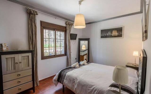 Villa Asuncion Arenas by Ruralidays