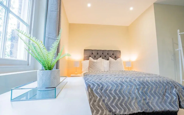 Host Stay Shaw Street Suite