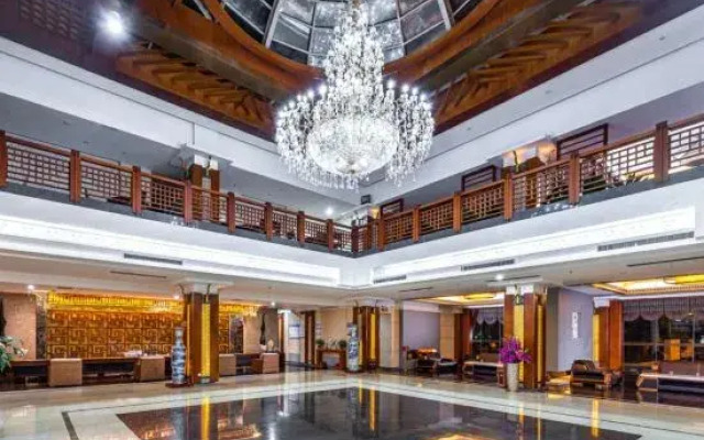 Pingguo International Hotel