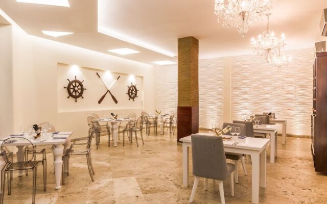 Casa Hotel Vistamarina - Adults Only